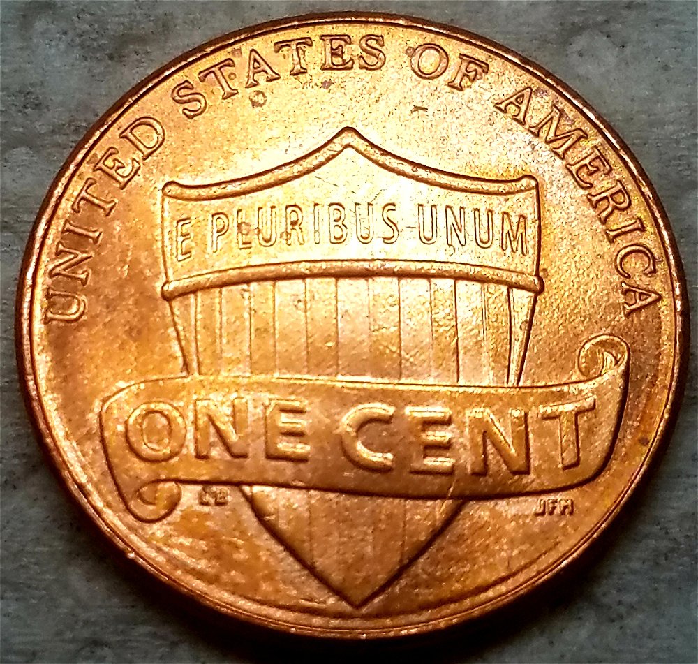2011-D-Lincoln-Cent-Pre-Cud-On-Obverse-Near-The-VDB-Initials/Letters?
